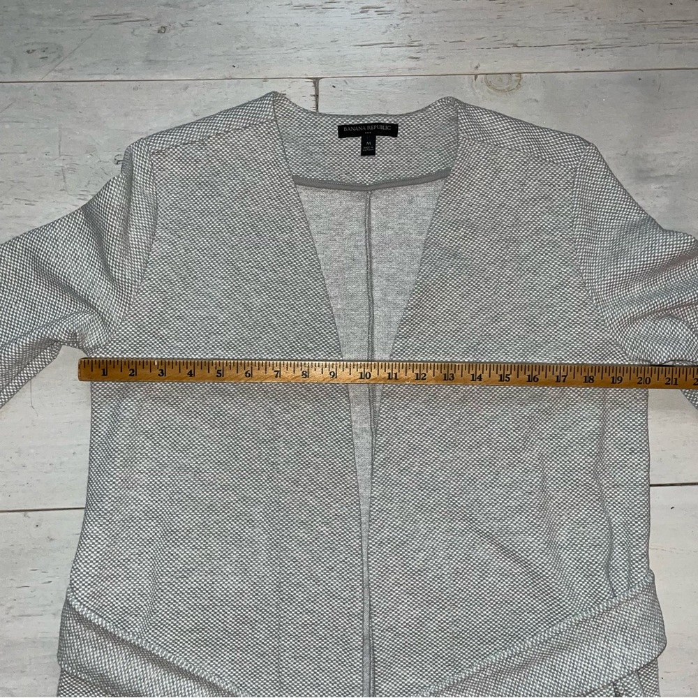 Banana Republic Gray Women's Wrap Cardigan Tie Belt Sz M Loose Fit Side Pockets - Picture 9 of 10
